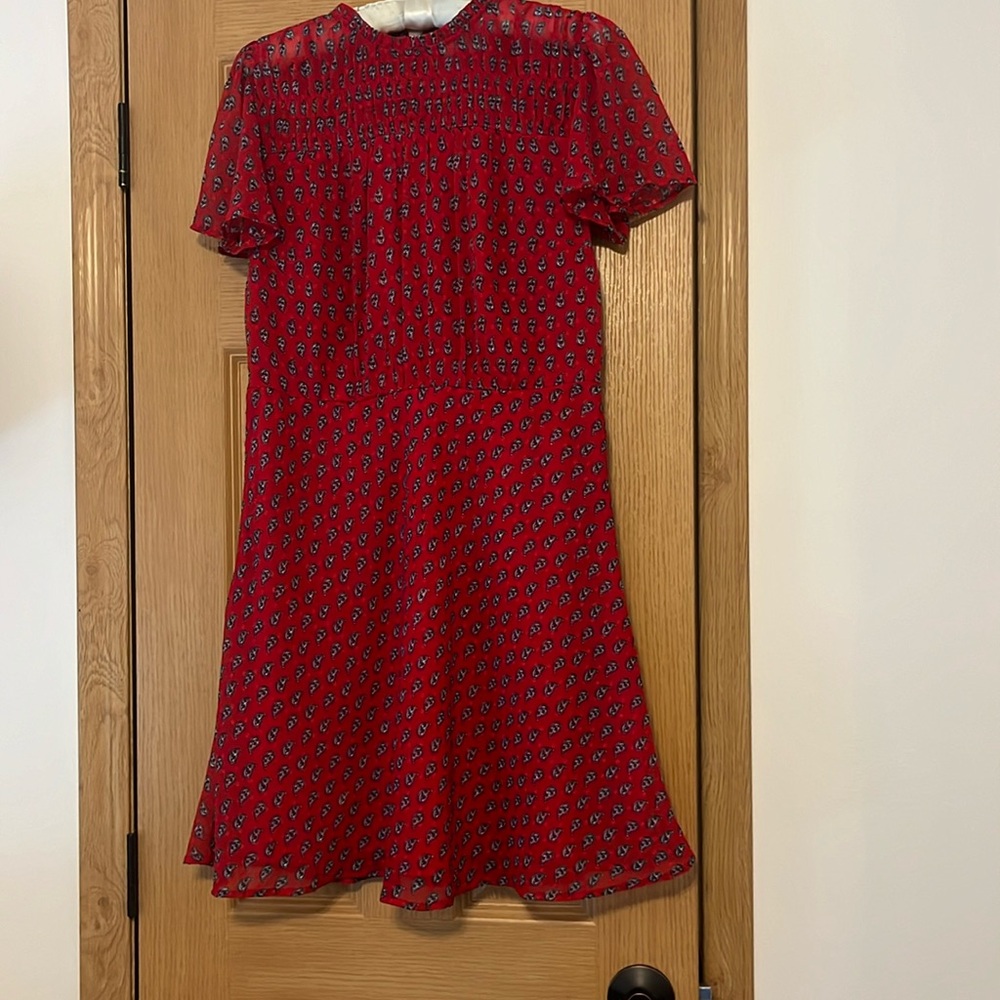 Silk red paisley loft size 6 short swingy dress
